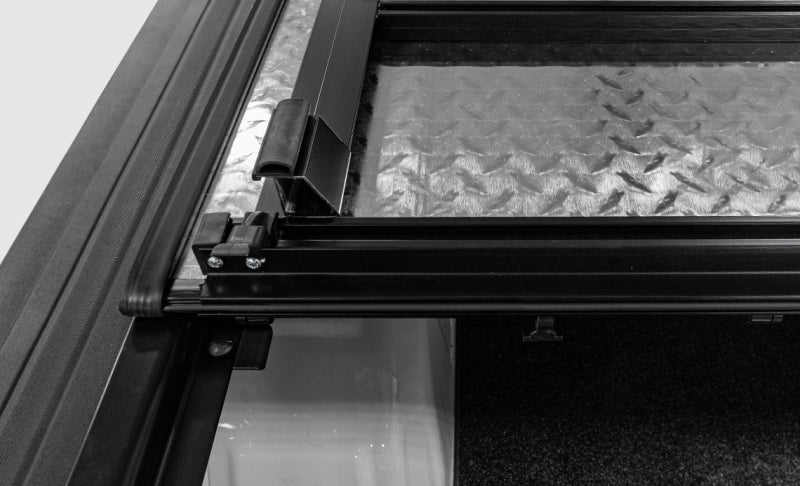 Access LOMAX Folding Hard Cover 17+ Ford Super Duty F-250/F-350/F-450 6ft 8in Box Black Urethane - Image 17