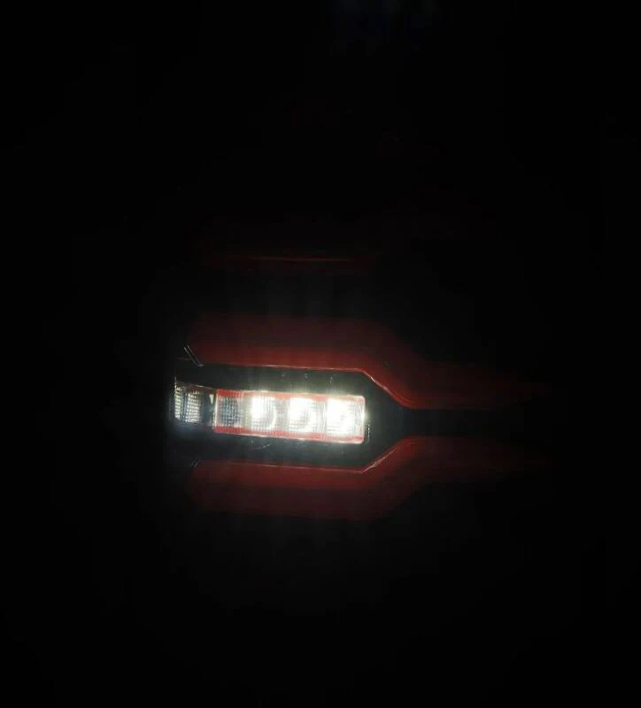 AlphaRex 99-06 Chevrolet Silverado/99-06 GMC Sierra LUXX-Series LED Tail Lights - Black/Red - Image 2