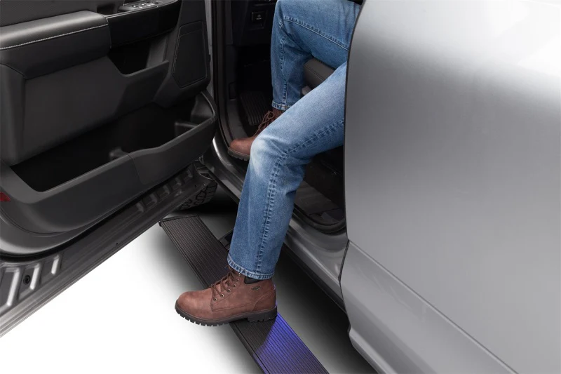 AMP Research 2014-2017 Chevrolet Silverado 1500 Extended/Crew PowerStep - Black