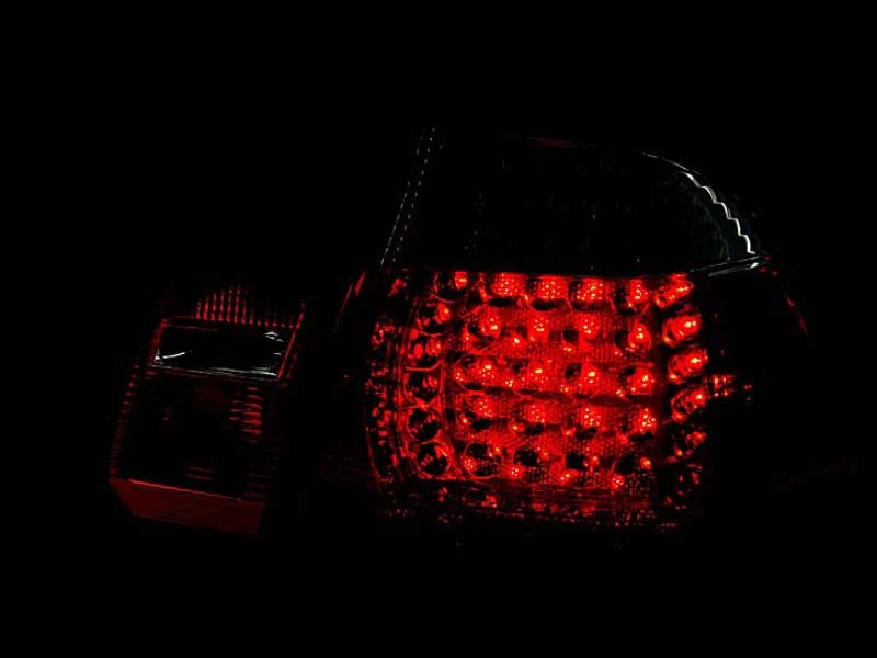 ANZO 1999-2001 BMW 3 Series E46 LED Taillights Red/Clear 4pc - Image 3