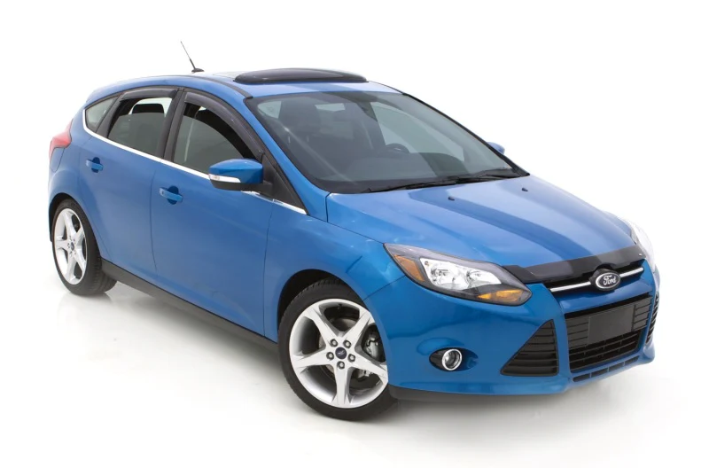 AVS Universal Windflector Classic Sunroof Wind Deflector (Fits Up To 35.5in.) - Smoke - Image 5