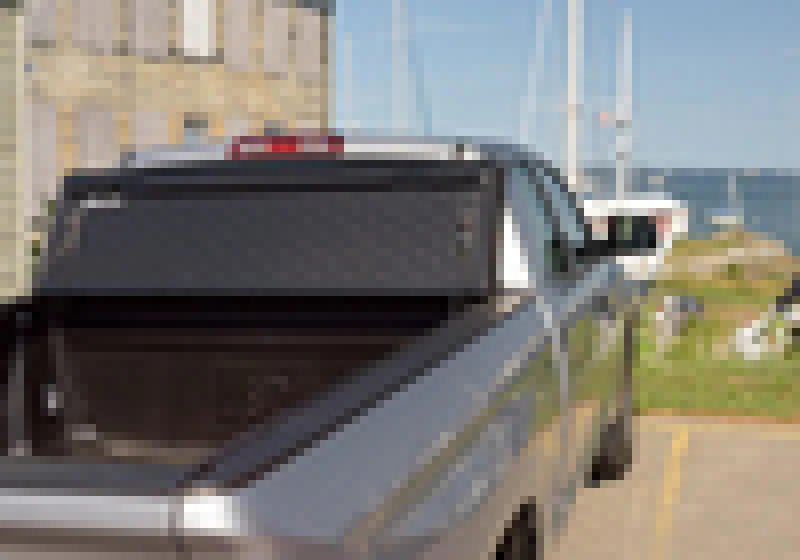 BAK 00-06 Toyota Tundra Double Cab 6ft 2in Bed BAKFlip G2 - Image 3