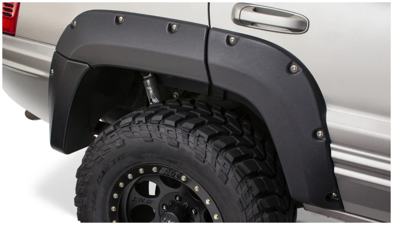 Bushwacker 99-04 Jeep Grand Cherokee Cutout Style Flares 4pc - Black - Image 7