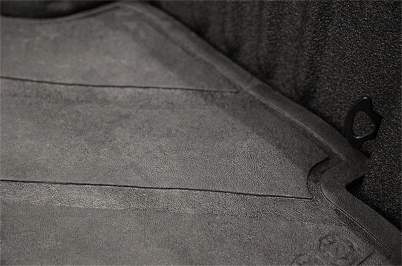 Dee Zee 07-18 Chevrolet Silverado Heavyweight Bed Mat - Custom Fit 6 1/2Ft Bed (X Pattern) - Image 2
