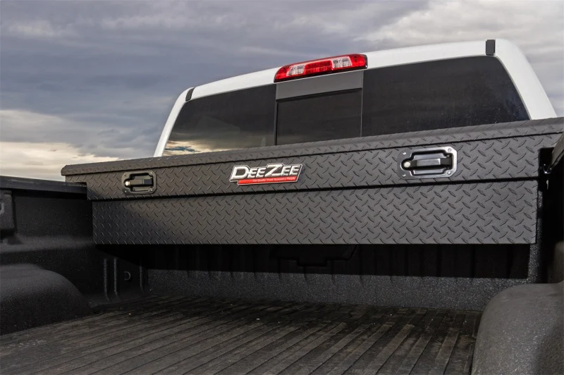 Dee Zee Universal Tool Box - Red Crossover - Single Lid Black BT Pull Handle (Low/Txt Blk) - Image 3