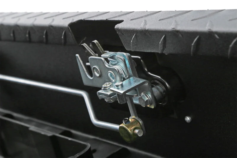 Dee Zee Universal Tool Box - Red Crossover - Single Lid Black BT Pull Handle (Low/Txt Blk) - Image 7