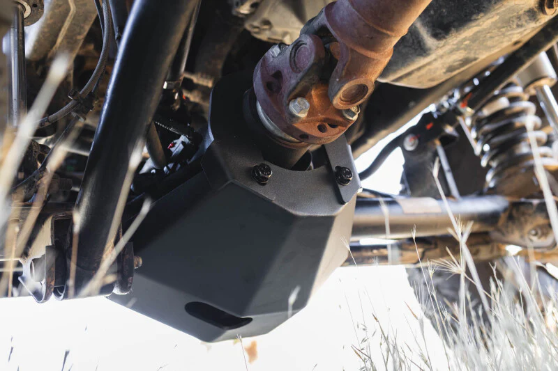 DV8 Offroad 07-18 Jeep Wrangler JK Dana 44 Front Differential Skid Plate - Image 5
