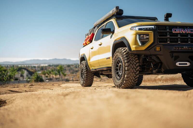 DV8 Offroad 23-24 Chevy Colorado OE Plus Side Steps - Black Steel - Image 2