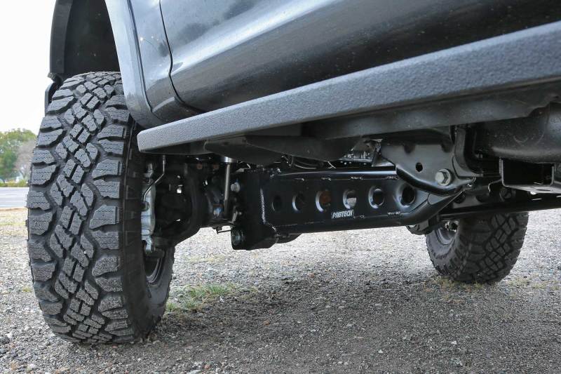 Fabtech 05-20 Ford F250/350 & 08-20 Ford F450/550 4WD 4/6/8in Lift Radius Arm System - Image 5