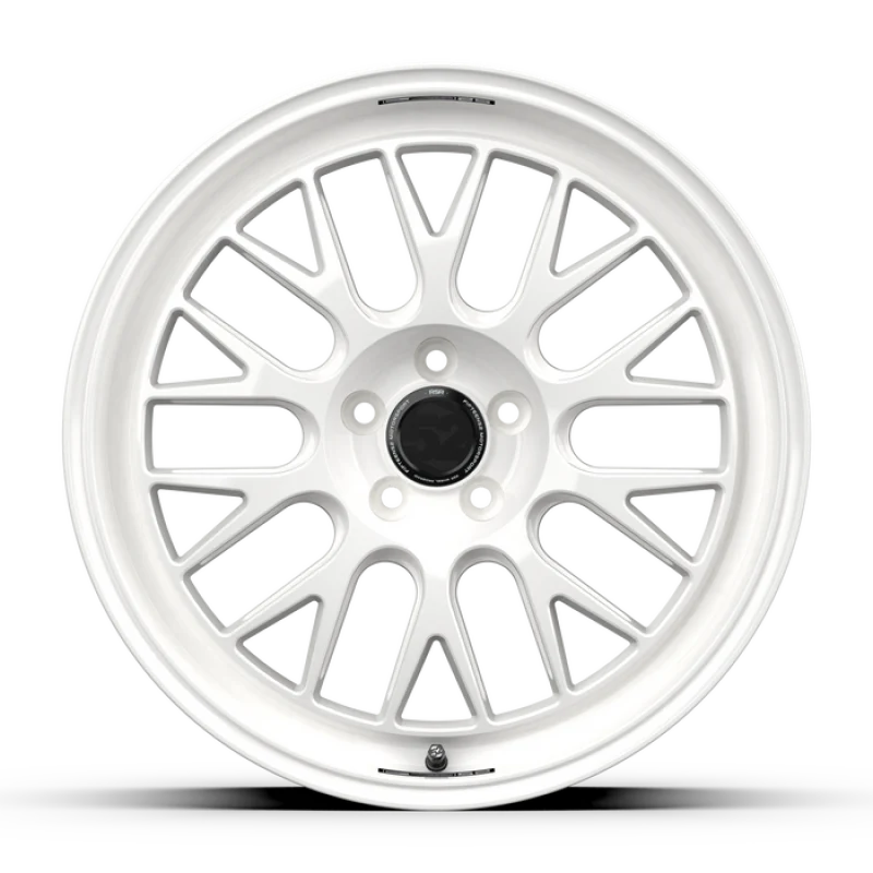 fifteen52 Holeshot RSR 19x9.5 5x114.3 38mm ET 73.1mm Center Bore Rally White