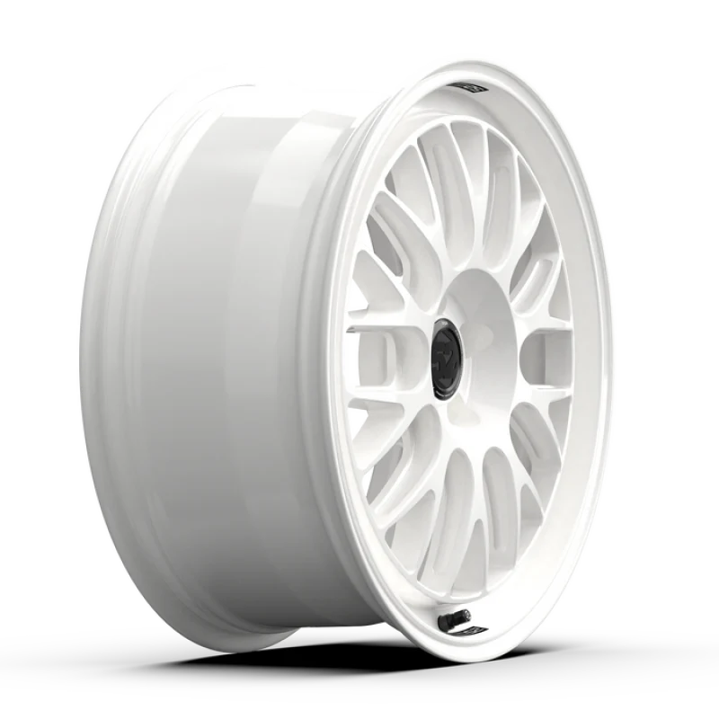 fifteen52 Holeshot RSR 19x9.5 5x114.3 38mm ET 73.1mm Center Bore Rally White - Image 3