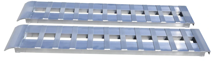 Gen-Y Heavy-Duty 6ft Aluminum Loading Ramps 14in x 72in 3K Capacity Per Ramp - Pair - Image 5