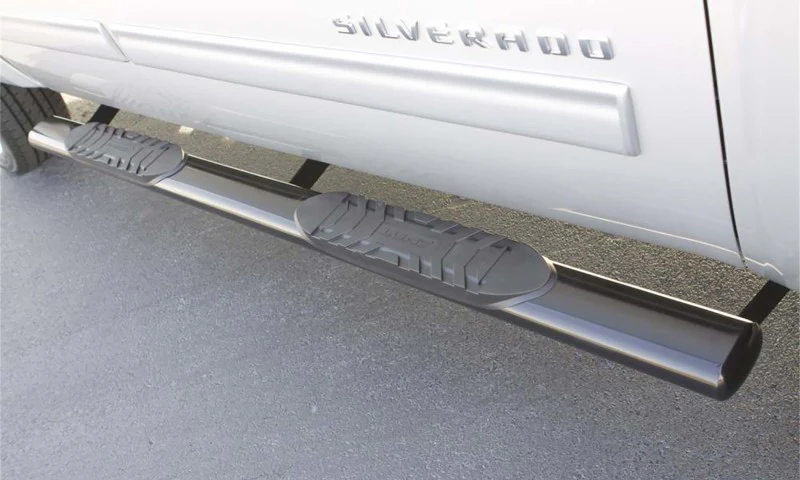 Lund 2019 Chevrolet Silverado 1500 Crew Cab 5in Oval Straight SS Nerf Bars - Polished - Image 3