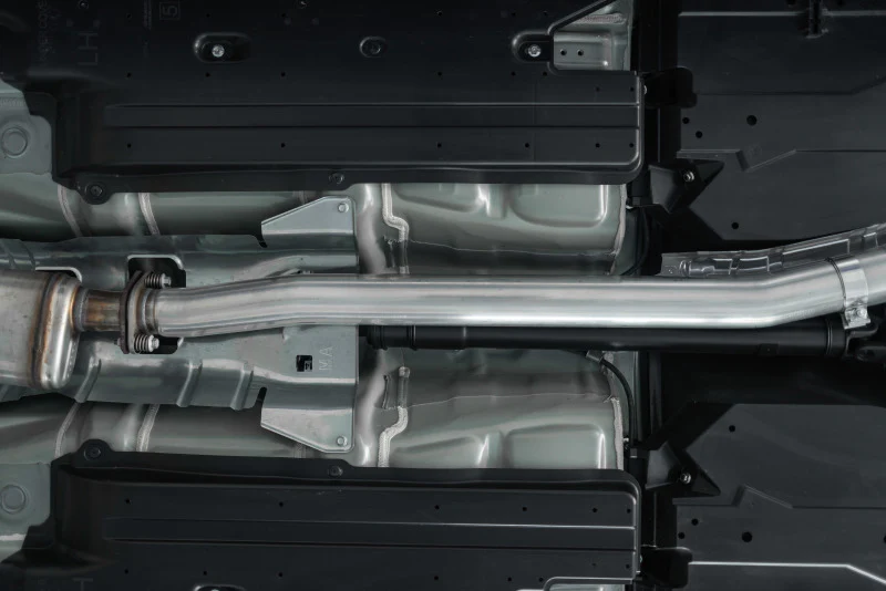 MBRP 15-19 Subaru WRX 2.0L/STI 2.5L 3in Dual Split Rear Exit w/ 3.5in CF Tips - T304 Street Version - Image 2
