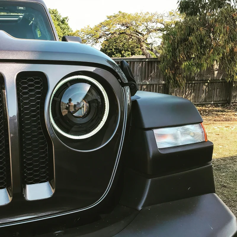 Oracle Jeep JL/Gladiator JT Oculus Bi-LED Projector Headlights - Amber/White Switchback - Image 17