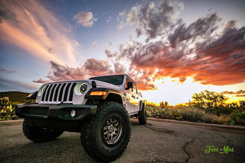 Oracle Jeep JL/Gladiator JT Oculus Bi-LED Projector Headlights - Amber/White Switchback - Image 53