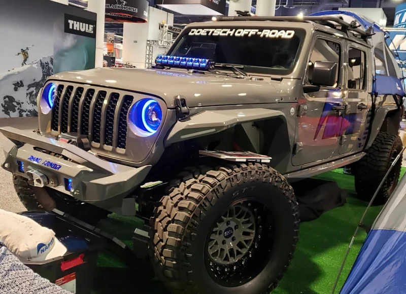 Oracle Oculus Bi-LED Projector Headlights for Jeep JL/Gladiator JT - w/ BC1 Controller - Image 6