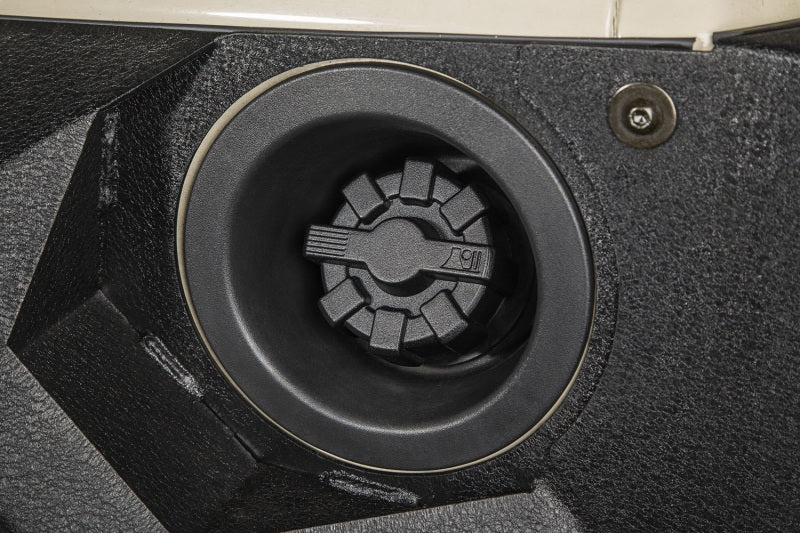 Rugged Ridge 01-19 Jeep Wrangler TJ/LJ/JK/JL Black Elite Aluminum Fuel Cap - Image 3
