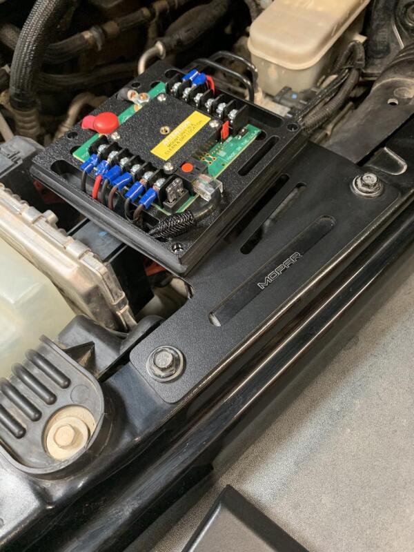 sPOD 09-18 Jeep Wrangler JK SourceLT w/Amber LED Switch Panel - Image 3