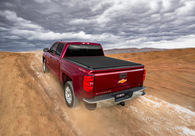 Truxedo 14-18 GMC Sierra & Chevrolet Silverado 1500 5ft 8in Pro X15 Bed Cover - Image 13
