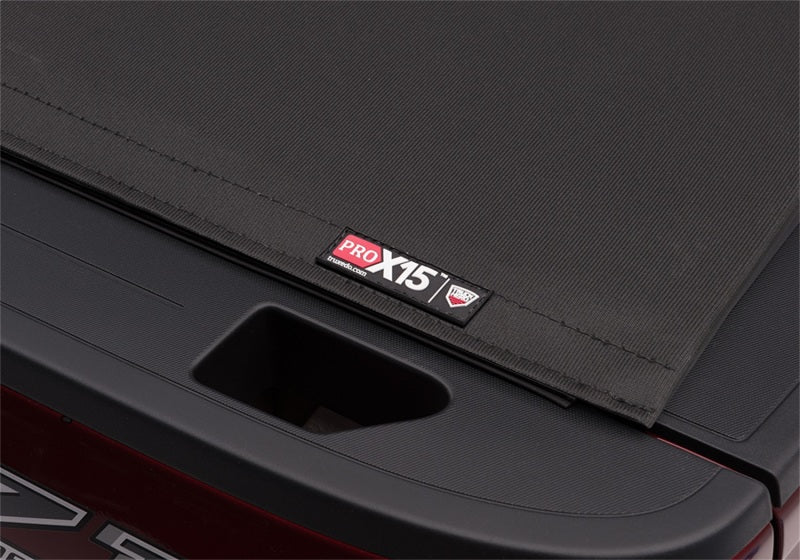 Truxedo 14-18 GMC Sierra & Chevrolet Silverado 1500 5ft 8in Pro X15 Bed Cover - Image 5