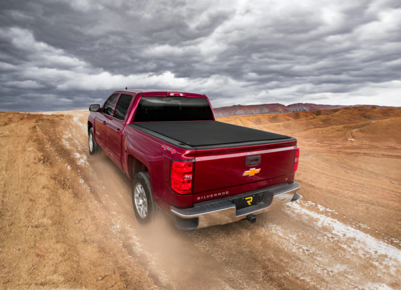 Truxedo 19-20 GMC Sierra & Chevrolet Silverado 1500 (New Body) w/Tailgate 5ft 8in Pro X15 Bed Cover - Image 24