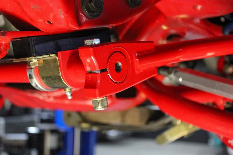 UMI Performance 1-1/4in Splined Front Sway Bar (Stock Style End Links) - Image 3