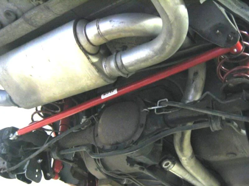 UMI Performance 82-02 GM F-Body Single Adjustable Lower Control Arms and Panhard Bar Kit - Image 3