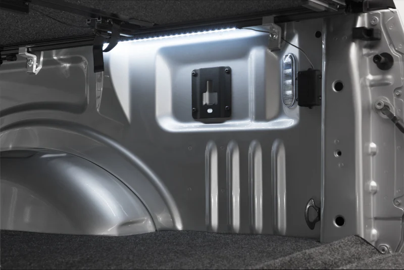 UnderCover 15-20 Ford F-150 5.5ft Ultra Flex Bed Cover - Matte Black Finish - Image 5