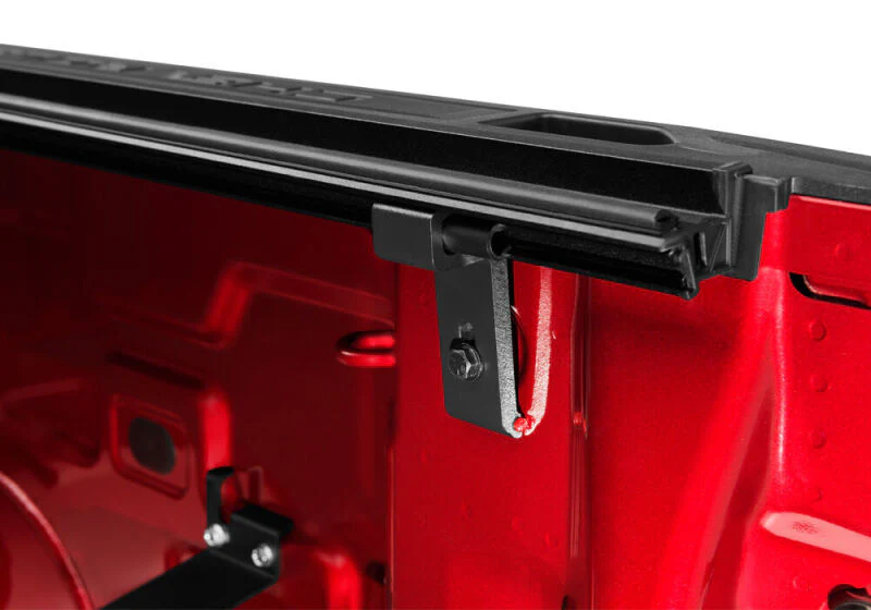 UnderCover 19-20 Chevy Silverado 1500 5.8ft (w/ or w/o MPT) Armor Flex Bed Cover - Black Textured - Image 7