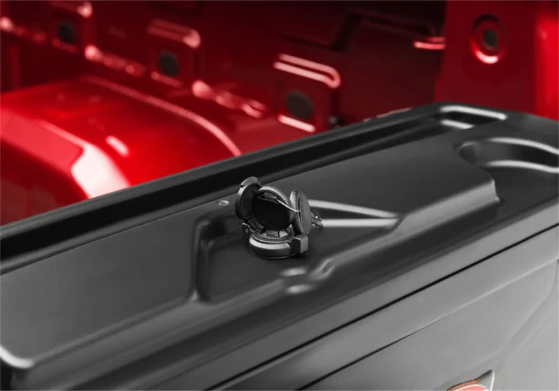 UnderCover 19-20 Chevy Silverado 1500 Passengers Side Swing Case - Black Smooth - Image 6