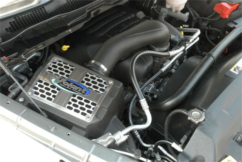 Volant 13-18 Dodge Ram 1500, 19-23 Classic 5.7 V8 PowerCore Closed Box Air Intake System - Image 3